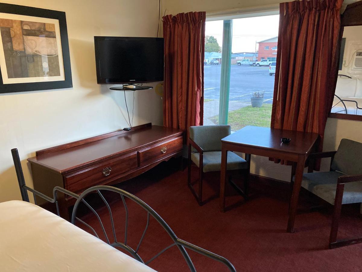 Royal Inn Albany Bagian luar foto