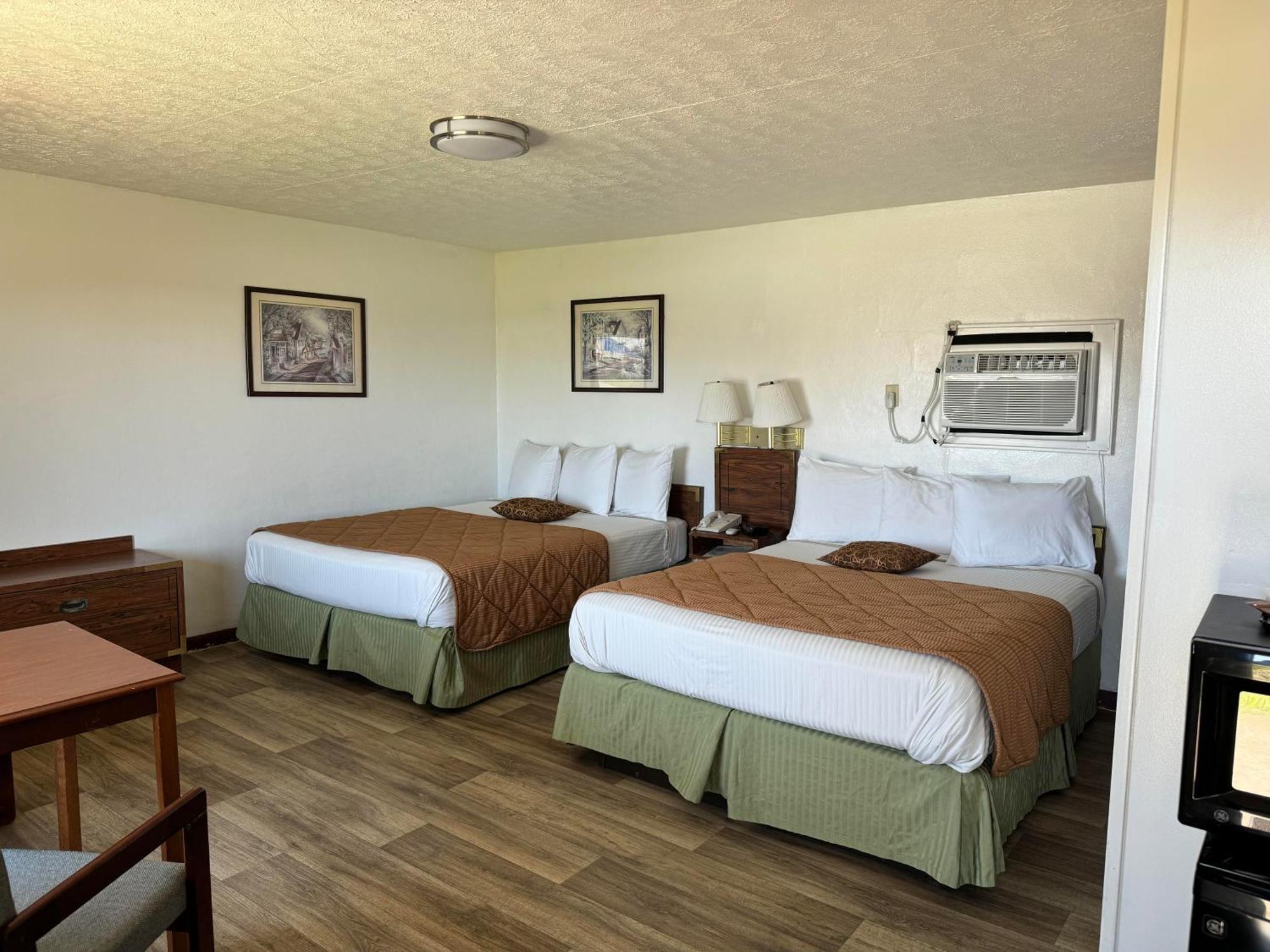 Royal Inn Albany Bagian luar foto