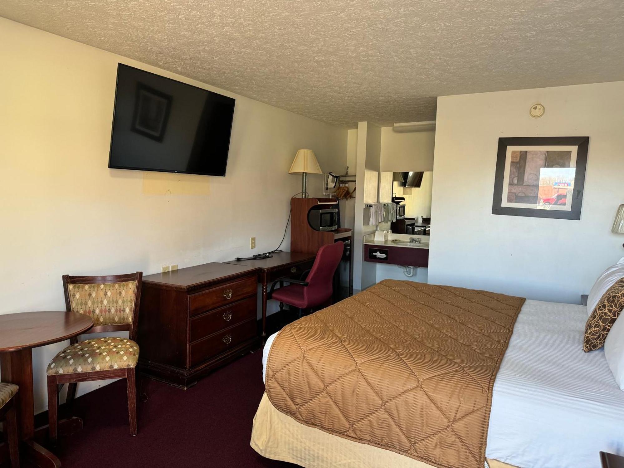 Royal Inn Albany Bagian luar foto