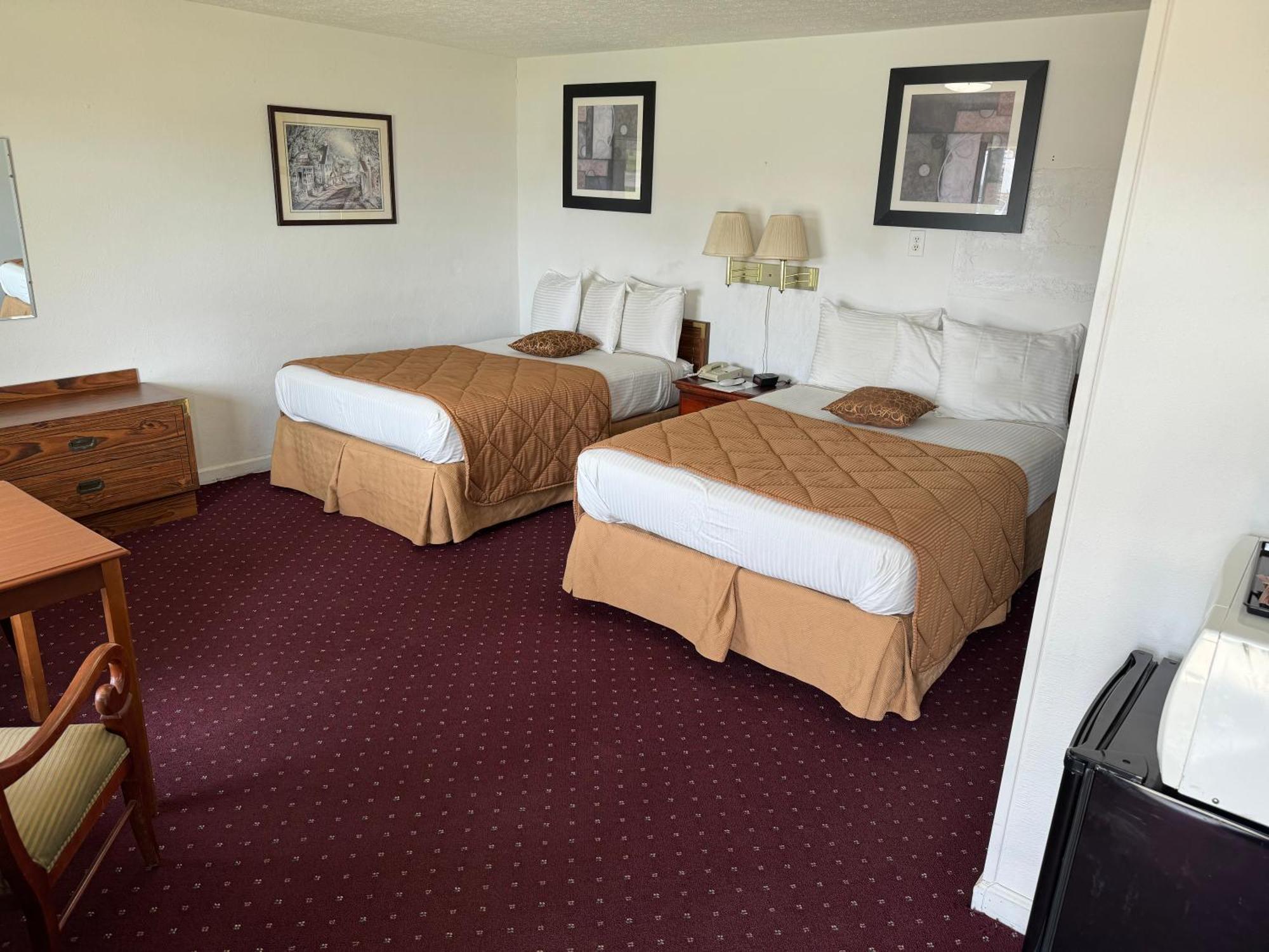 Royal Inn Albany Bagian luar foto